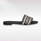 CD SLIPPERS