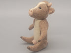 Lori Hall – Fuzzy Cow with 1 Horn