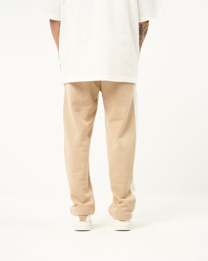 Oversized Striped Beige Baggy Sweatpants (5)
