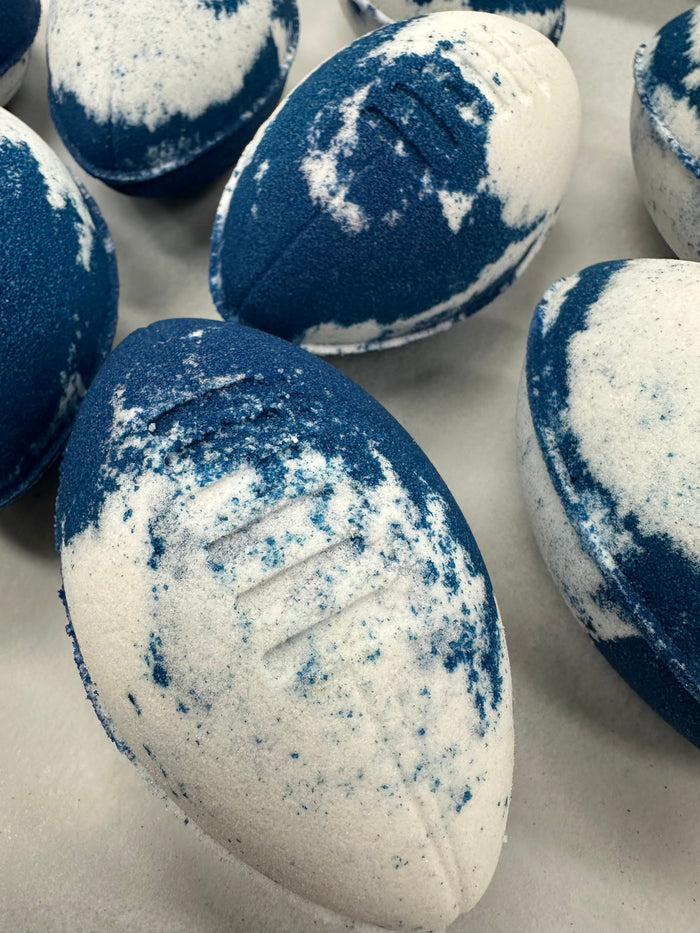 Soapmaid Footy Bath Bomb (Navy & White) - Carlton Blues - 1 Pack - L'Organic