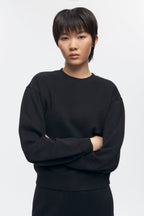 Women's Essential Sweatshirt in Black